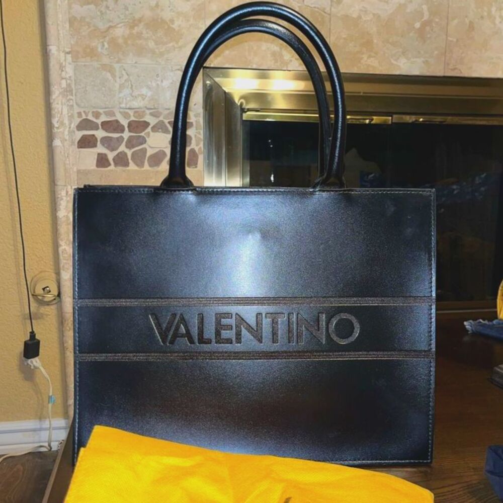 NWT VALENTINO BY MARIO VALENTINO Olivia Leather Satchel Bag Black